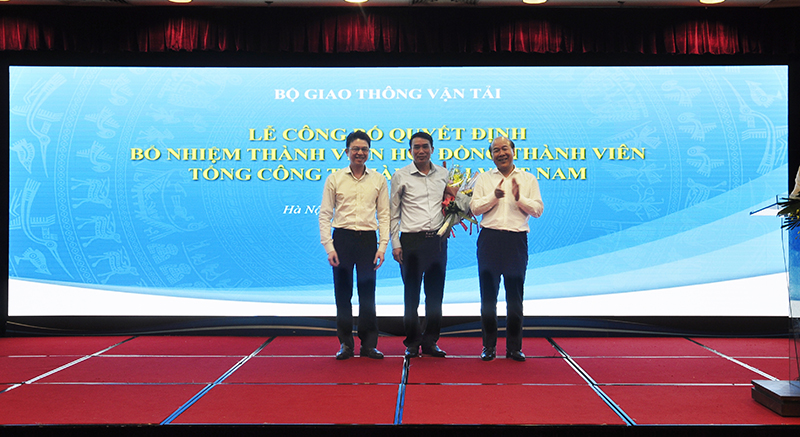 Công bố Quyết định bổ nhiệm Thành viên Hội đồng thành viên Tổng công ty Hàng hải Việt Nam