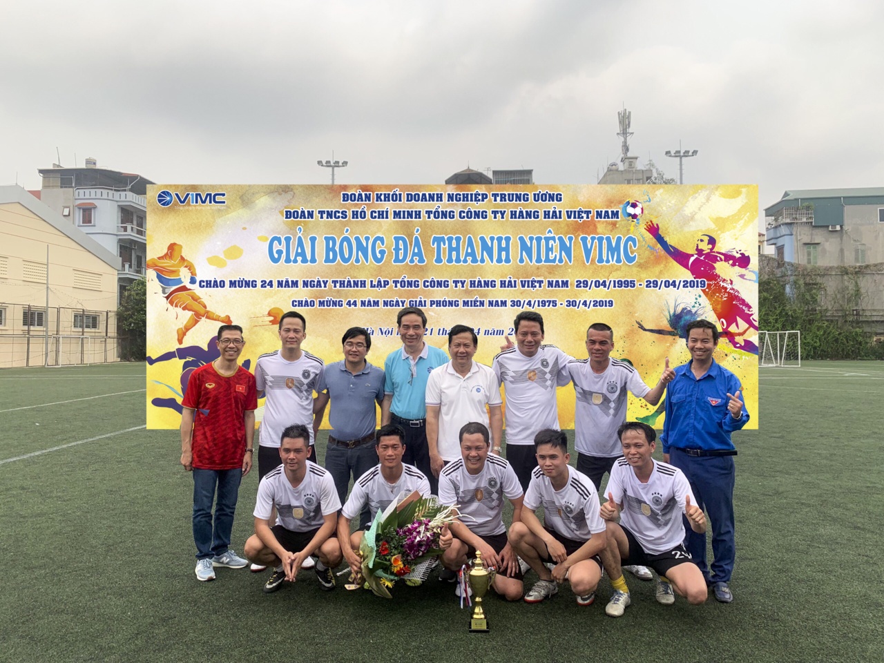 Giao lưu bóng đá chào mừng 24 năm Thành lập Tổng Công ty Hàng hải Việt Nam